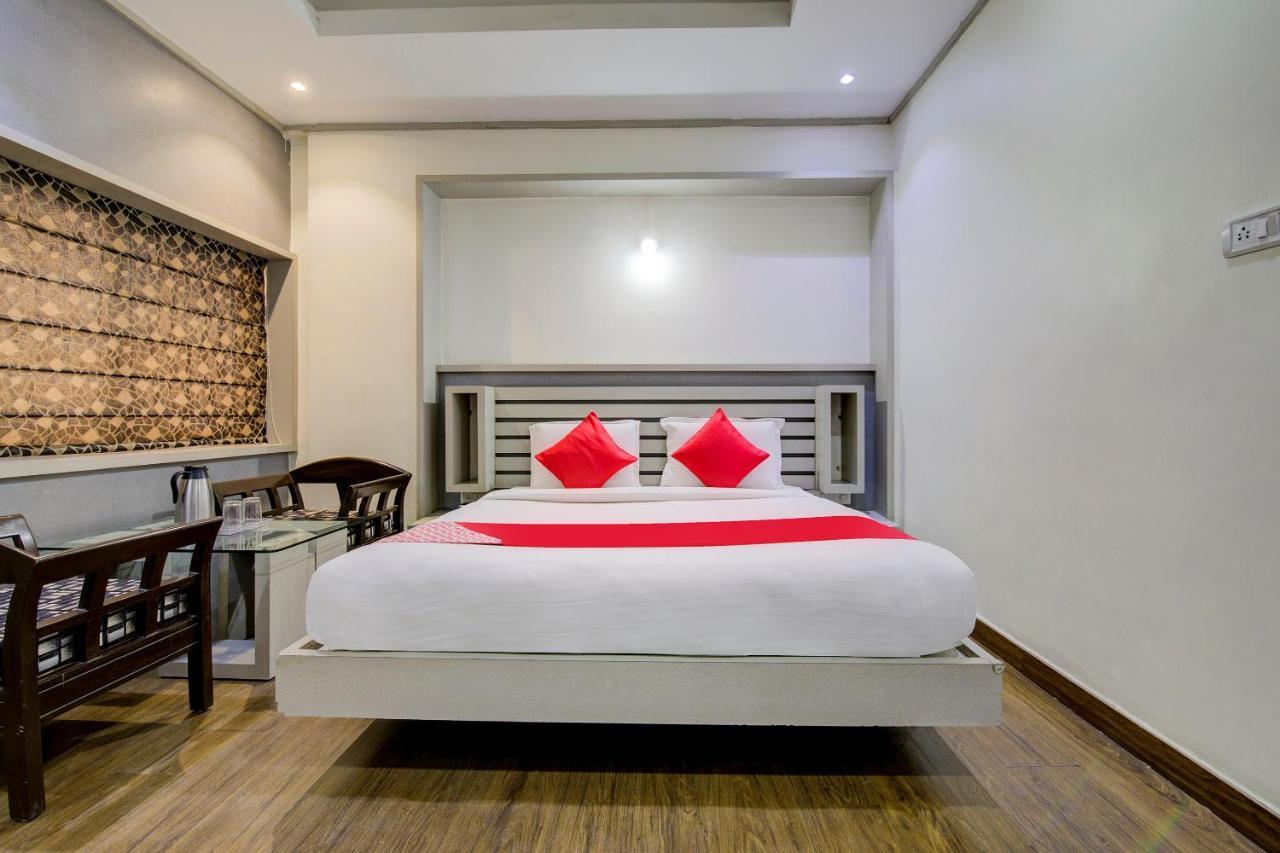 Oyo 1545 Hotel Shivani International Ahmedabad Exteriör bild