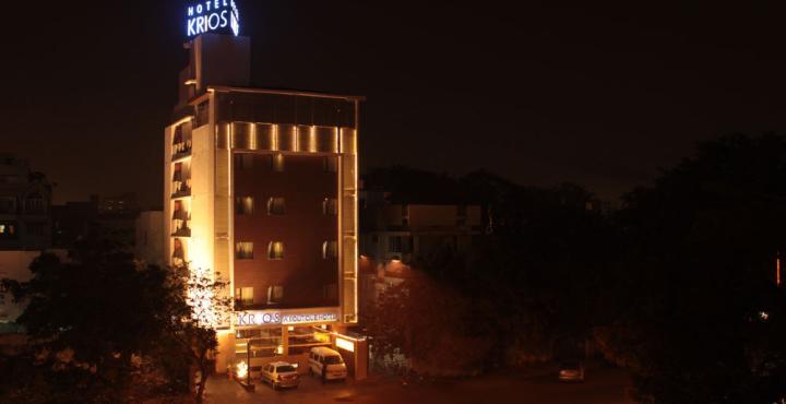 Oyo 1545 Hotel Shivani International Ahmedabad Exteriör bild